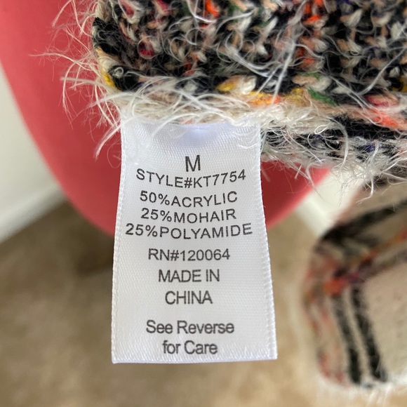 Mono B Fuzzy Sweater (M) - Picture 7 of 8